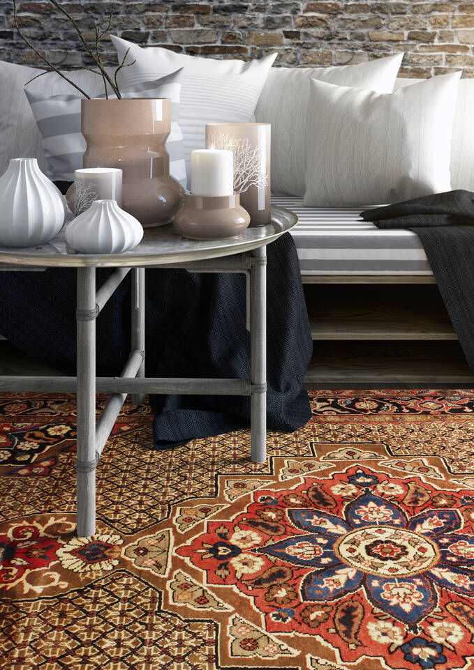 Tapete koliai  em vermelho, numa sala de estar.